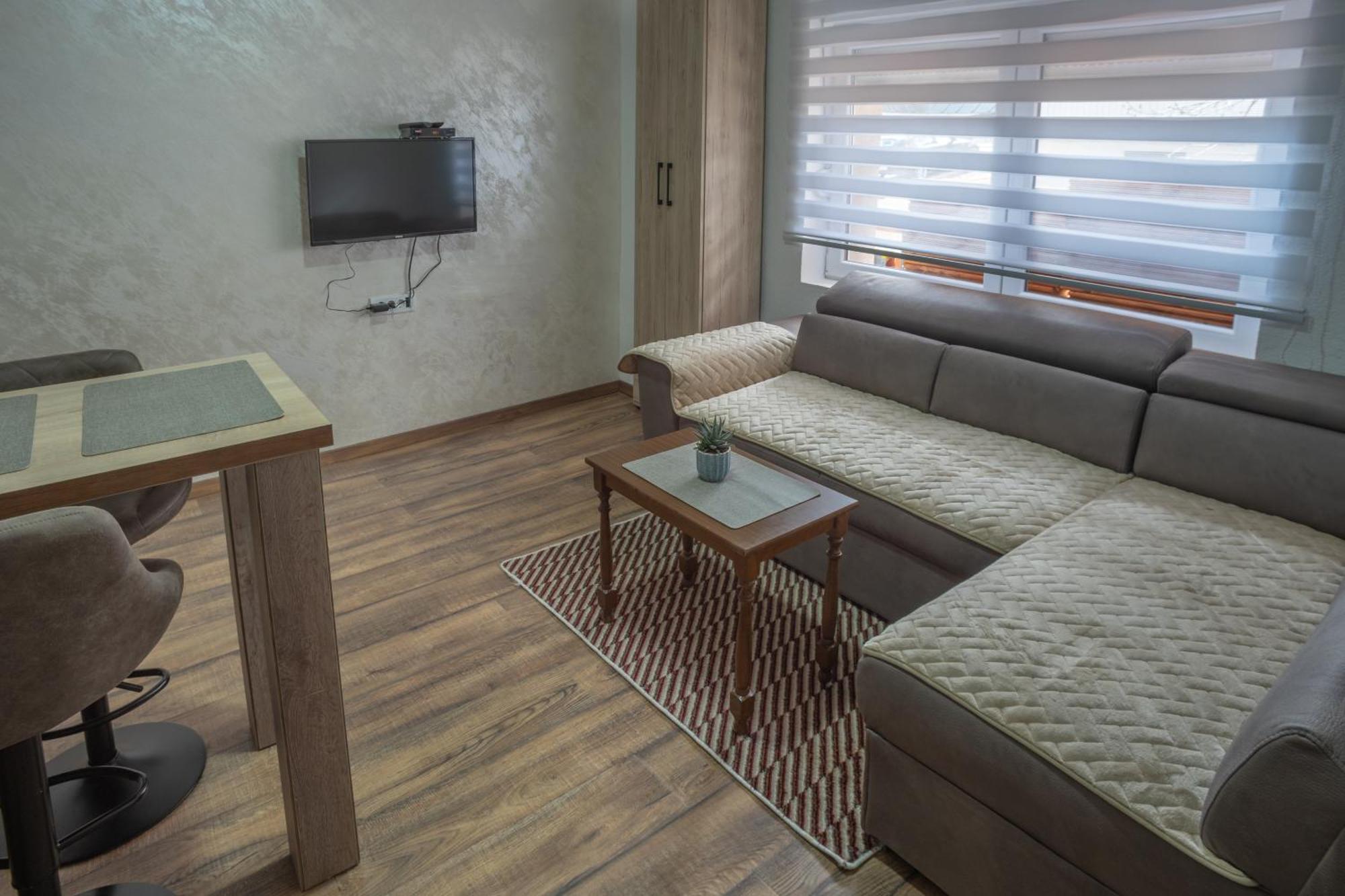 جابلياك Apartmani Albion المظهر الخارجي الصورة
